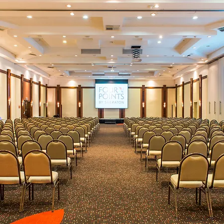 Qoya Hotel Curitiba, Curio Collection By Hilton-3