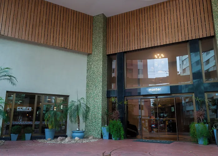 Master - 1, 6 km do Estádio Couto Pereira - ShowHotel em Curitiba